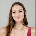 Sarah <strong>Chloe J.</strong>
